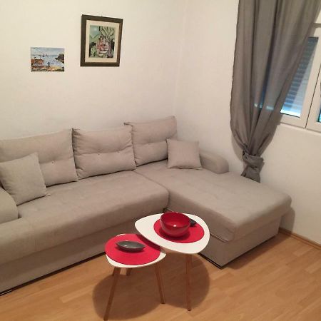 Apartman Lili Cetinje Exteriör bild