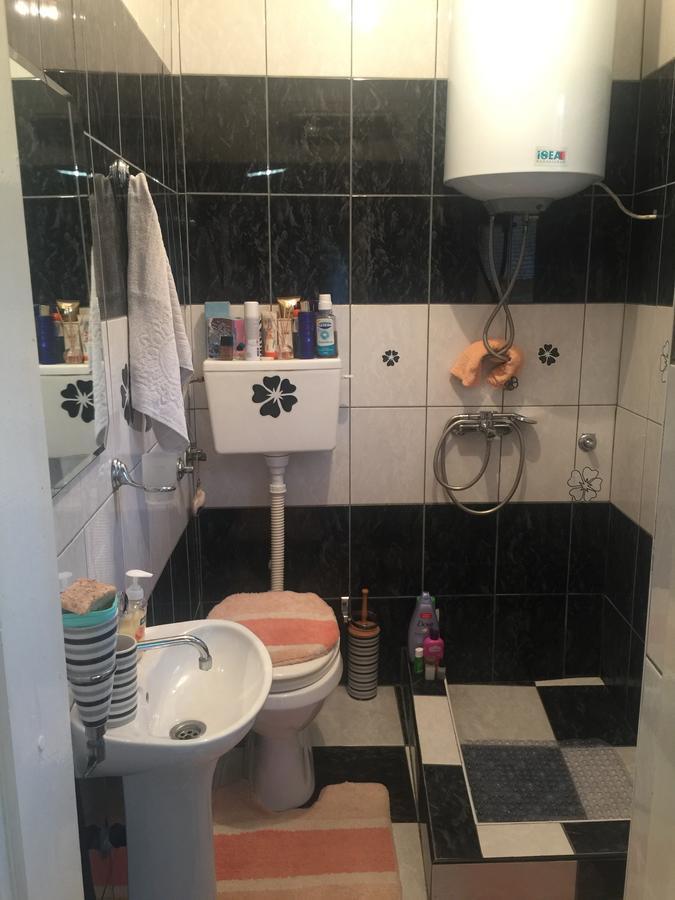 Apartman Lili Cetinje Exteriör bild