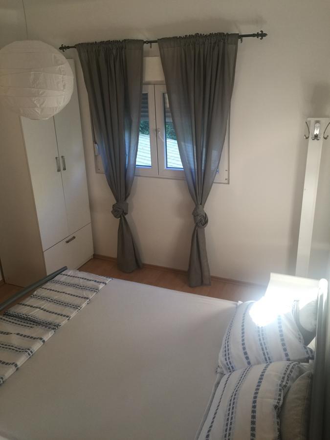Apartman Lili Cetinje Exteriör bild