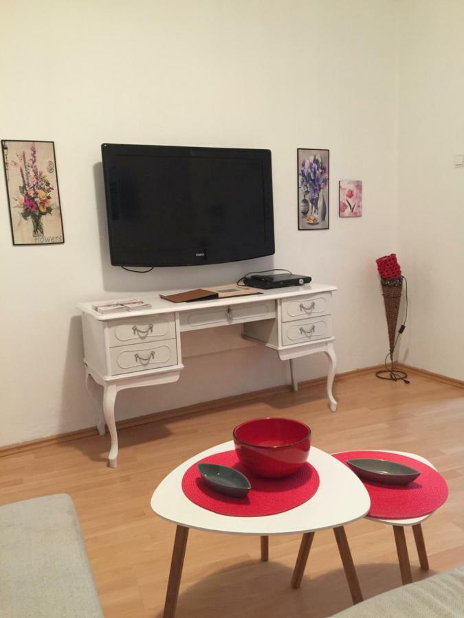 Apartman Lili Cetinje Exteriör bild