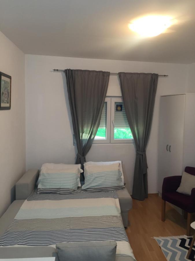 Apartman Lili Cetinje Exteriör bild